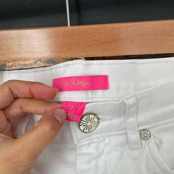 Lilly Pulitzer White Ankel Cropped Jeans w/ Raw Hem - Picture 5 of 7